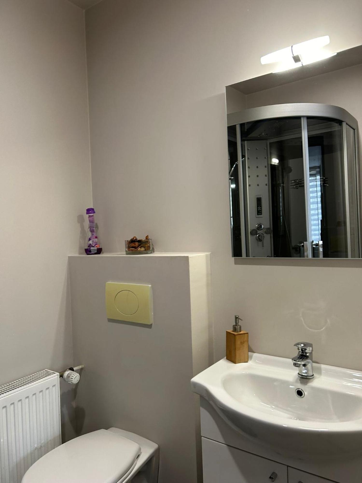 Les Petits Nids De Nina 2 Apartment Fosses-La-Ville Exterior photo